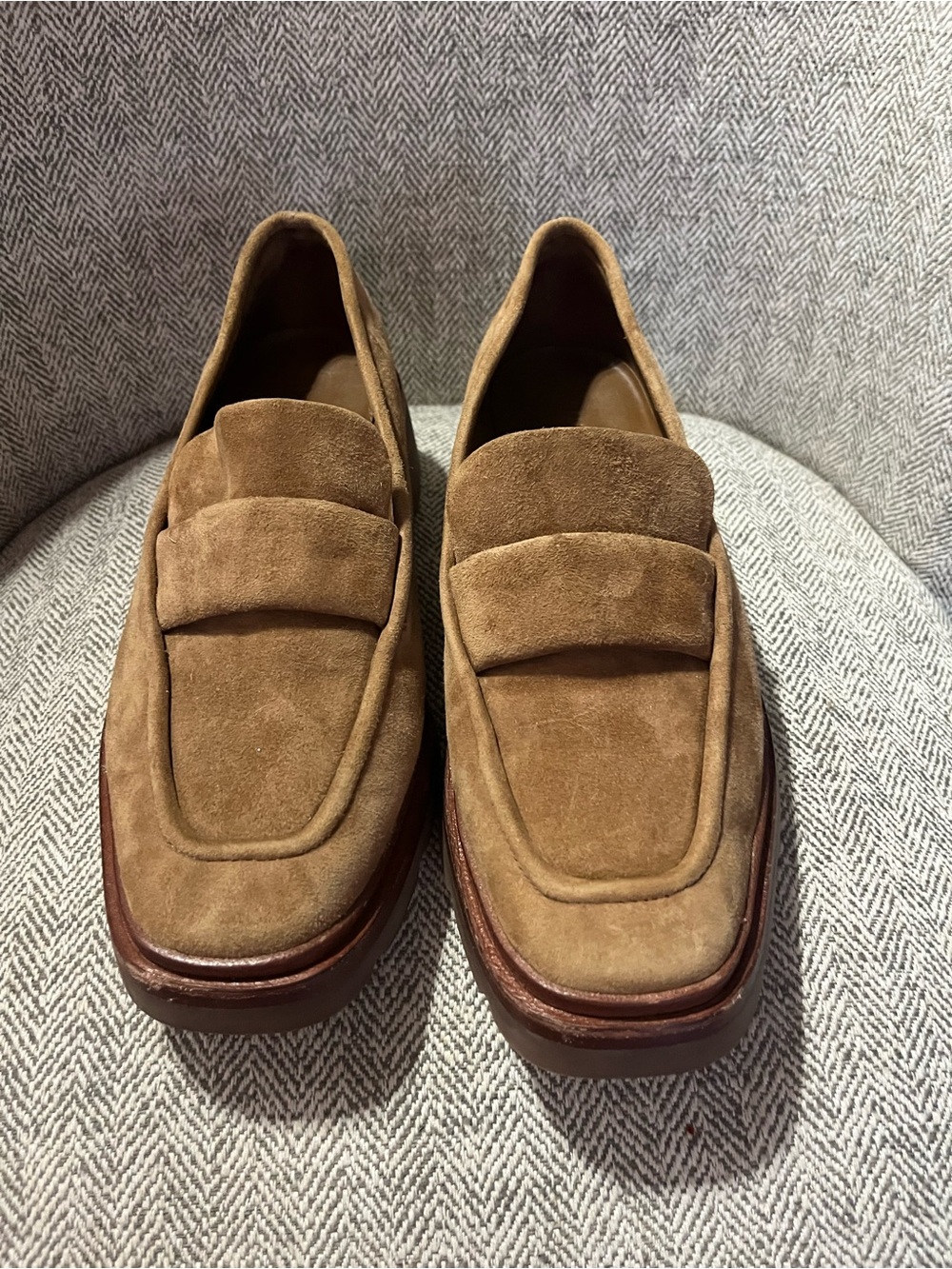 Vince Tan Suede Penny Loafers Lug Sole Women’s Size 8